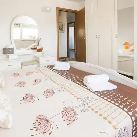 Panoramic Sea View Near Split - Private Parking Apartment
