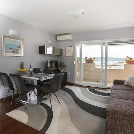 Apartment Panoramic Sea View Near Split - Private Parking *